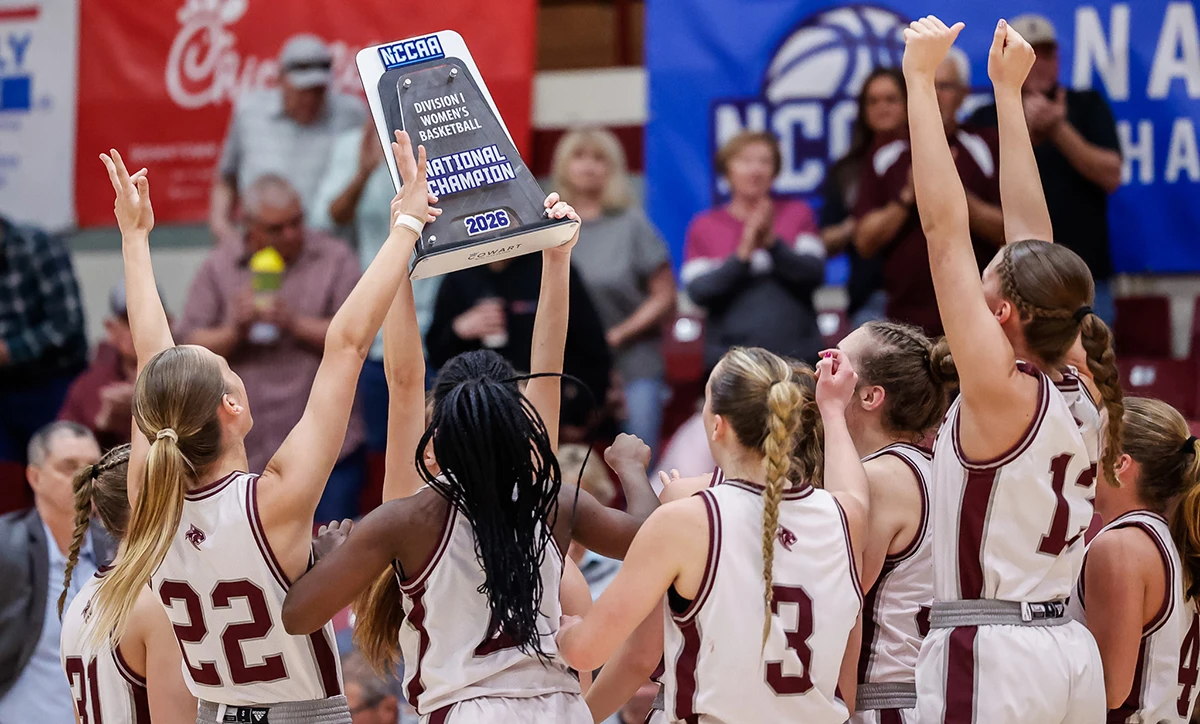 College of the Ozarks Athlete taking a shot